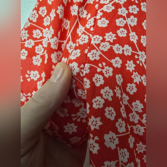 Princess Polly Romper Virgo Tie Front Cut Out Playsuit Ditzy Floral Red Size 6 - Picture 5 of 10